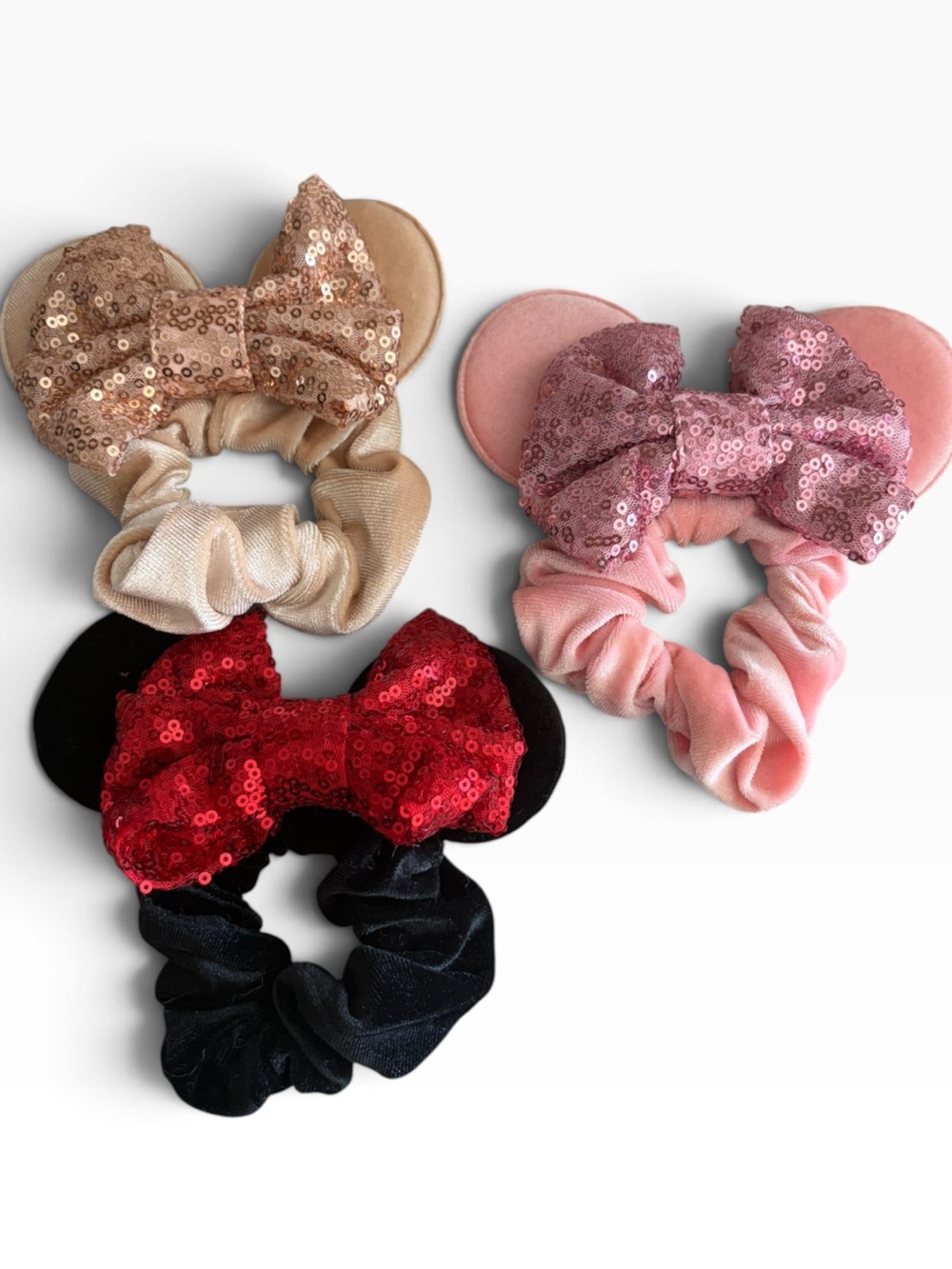 NWOT Three (3) Girl’s Sparkle Minnie Mouse Ears Scrunchies Ponytail Holders